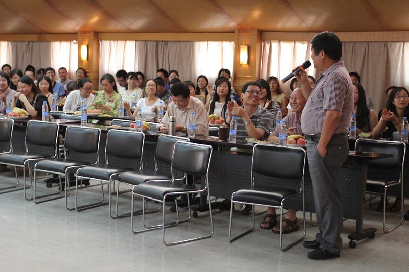 股份公司举行2014年中秋茶话会