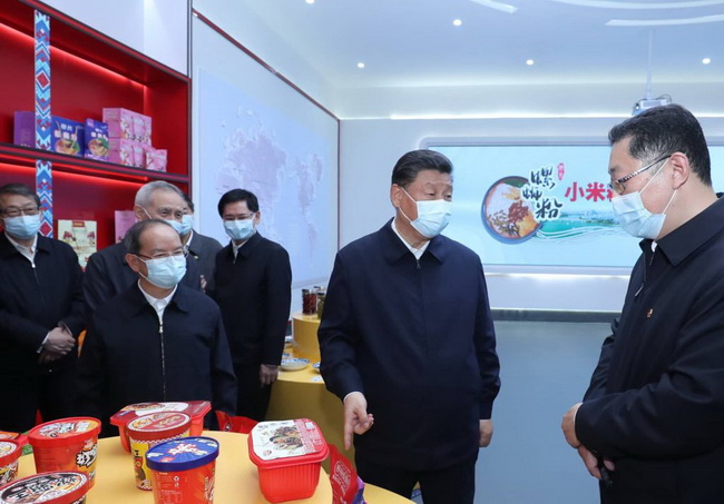 习近平总书记在广西考察时强调 解放思想  深化改革  凝心聚力  担当实干