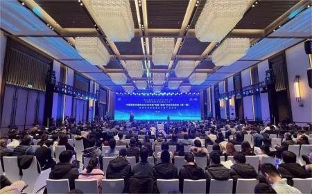 智慧交通领域百余位专家齐聚 探讨数智科 技与交通行业融合发展 中国智能交通协会 2024 年度“创新·赋能” 行业交流活动（第一期） 成功举办